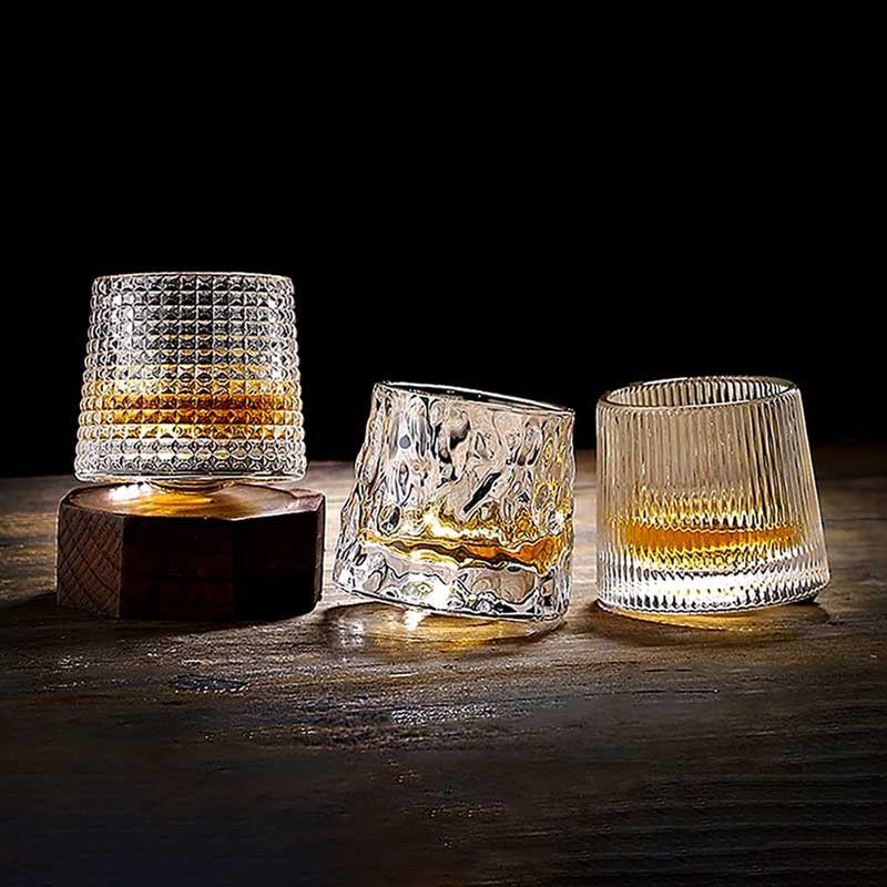 Jogo de Copos de Whisky Rotativos